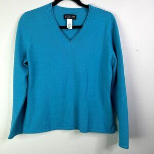 Jones New York Collection Cashmere v neck blue‎ sweater size Medium